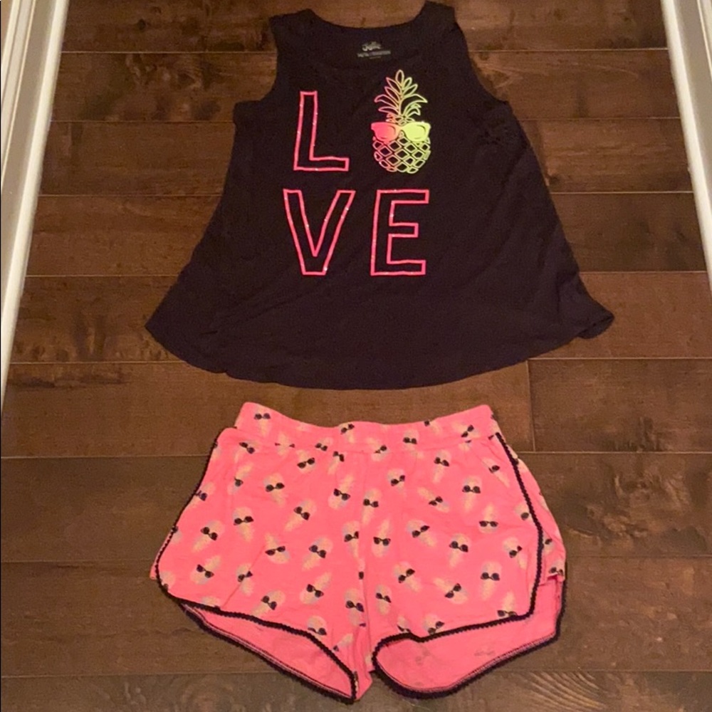 Tank top and shorts set